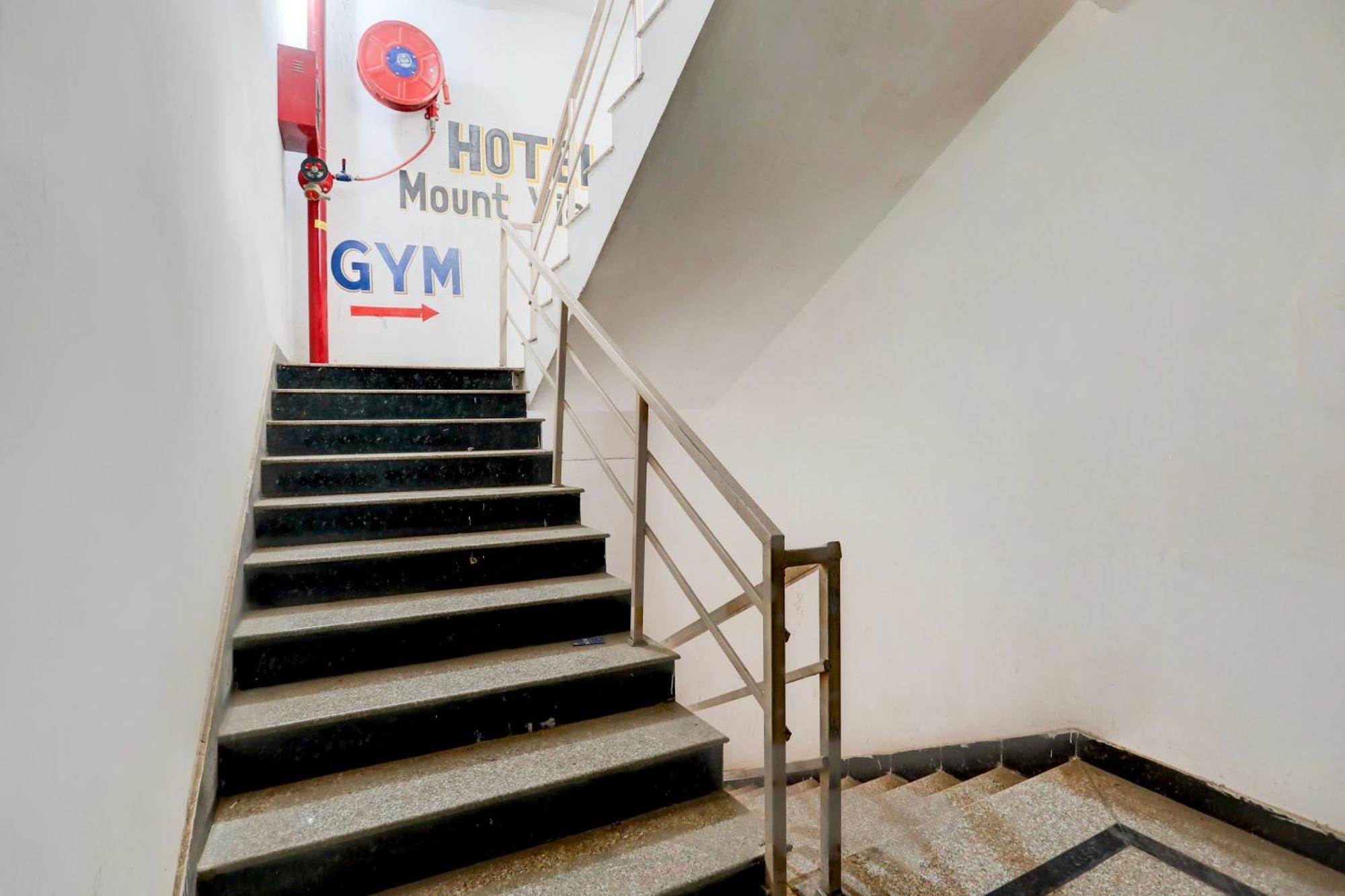 Hotel O Shree Mayaa Gwalior Esterno foto